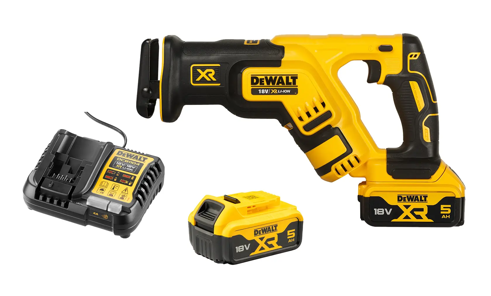 Ensemble de scie sabre sans fil DEWALT 18V XR comprenant une scie, deux batteries de 5Ah et un chargeur de batterie. Les outils sont de couleur jaune et noire.